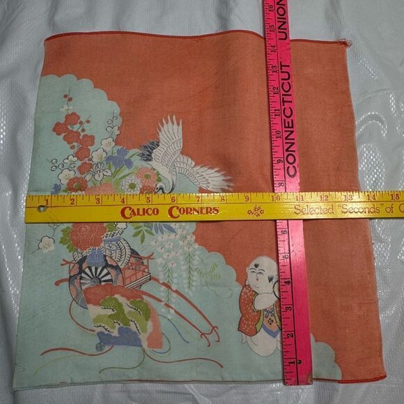 Vintage Japanese Silk Square handkerchief of Gosho doll flower cart and crane - Picture 8 of 9